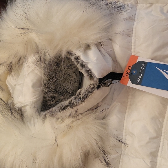 Nautica Jackets With Fur Detachable Hoods Last One Black XS New with Tags - Picture 13 of 15